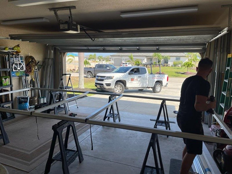 Expert Garage Door Maintenance Service in Florida for Optimal Performance and Longevity